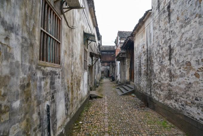 镜报盘点曼联冬窗可能的锋线引援：吉拉西、舒波莫廷、罗伊斯等